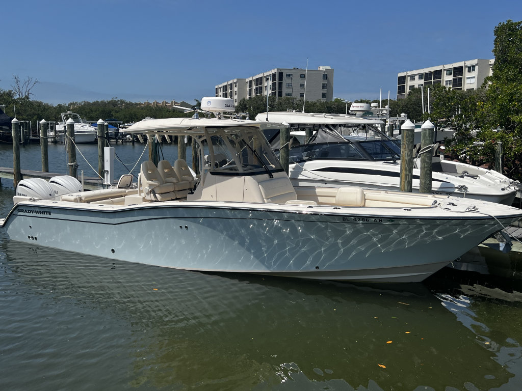 Captain Mike Boat Tours from Adventure land and Sea Rentals 2